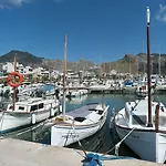 Owl Moya - Walking Distance To The Port de Pollença
