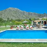 Villa Owl Moya - Walking Distance To The