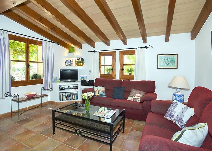 Vila Owl Moya - Walking Distance To The Port de Pollença